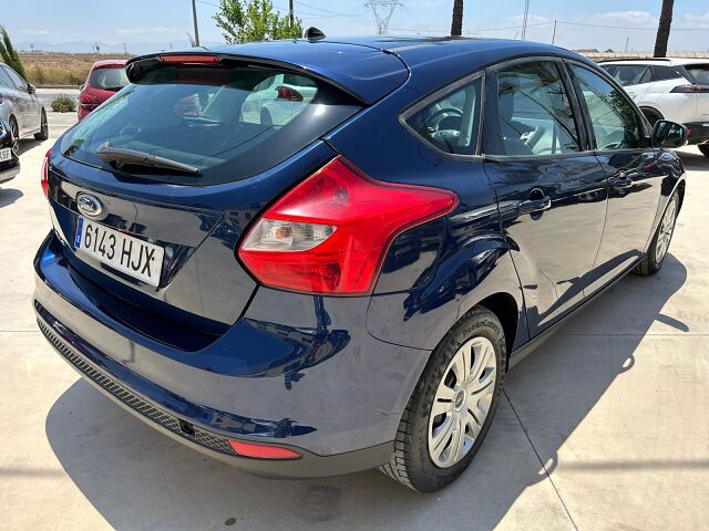 FORD FOCUS TREND 1.6 TI-VCT AUTO SPANISH LHD IN SPAIN ONLY 68000 MILES 2012
